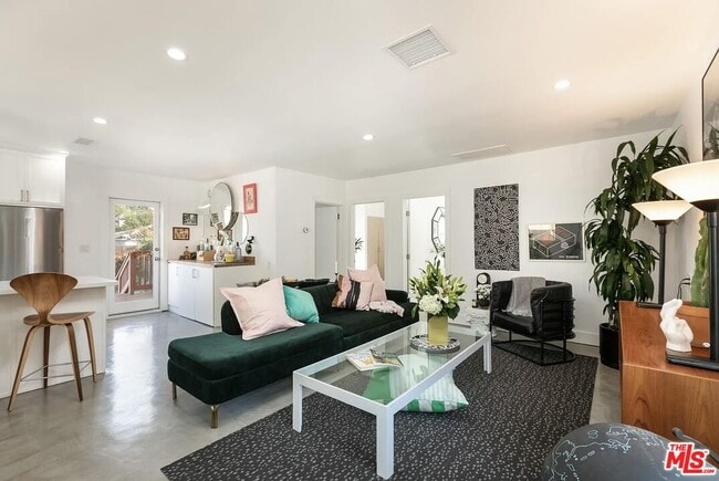Building Photo - 4234 Verdugo Rd
