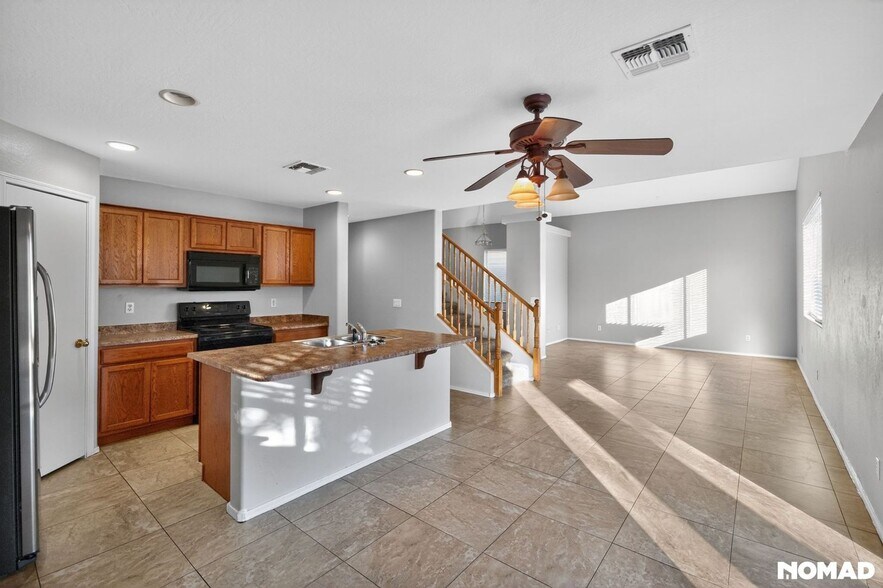 Building Photo - 9323 W Crown King Rd