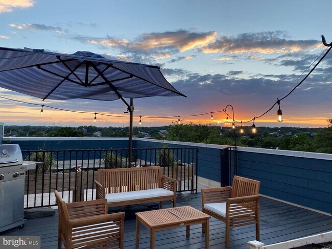 Building Photo - 4527 Georgia Ave NW