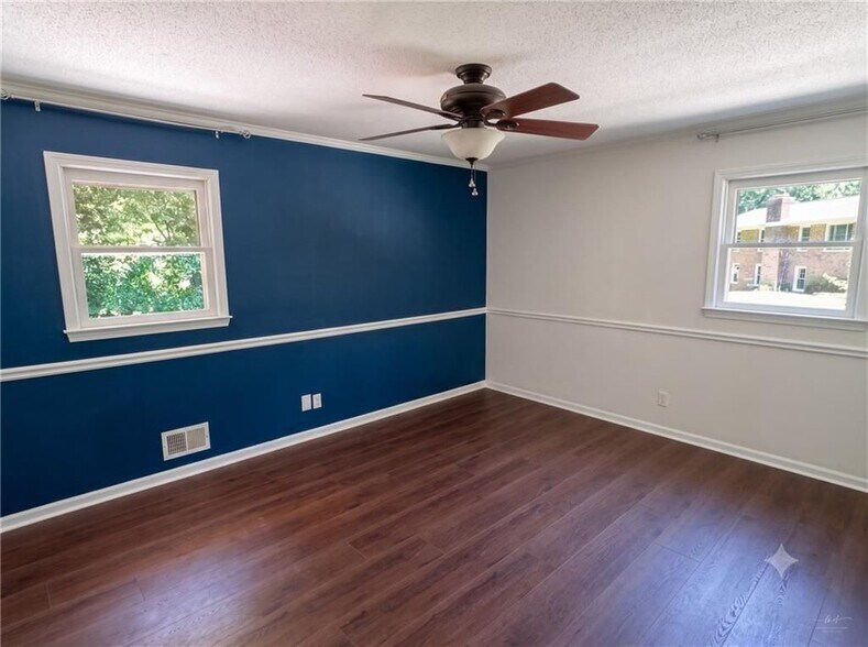 Building Photo - 1179 Pathfinder Rd