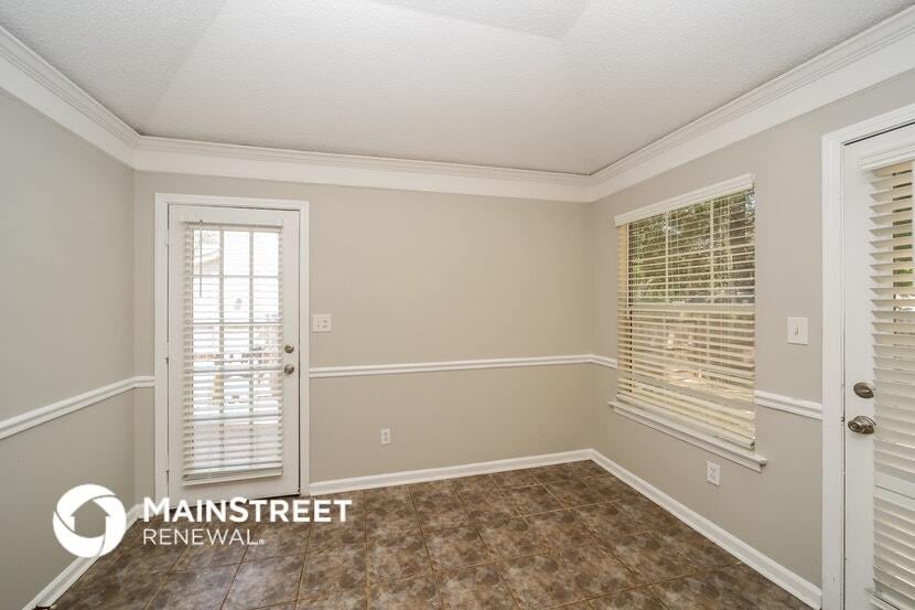 Building Photo - 6651 Elmore Woods Cove