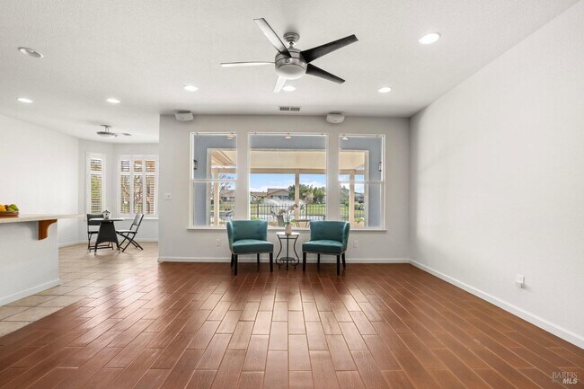 Building Photo - 369 Pebble Beach Dr
