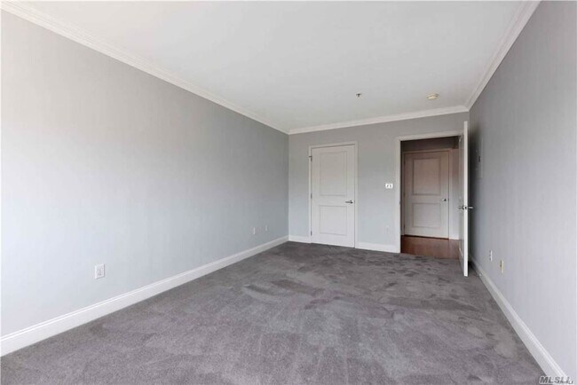 Building Photo - 130 Post Ave