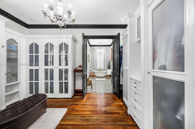 Building Photo - 9815 SW 114th St