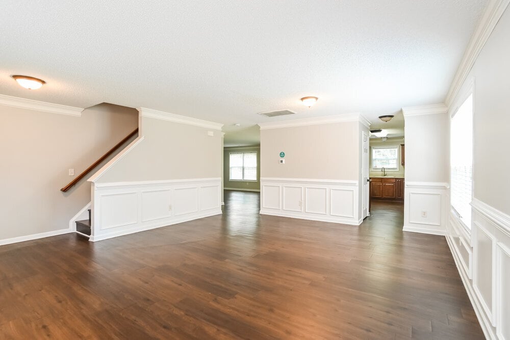 Building Photo - 2739 Highland Park Dr