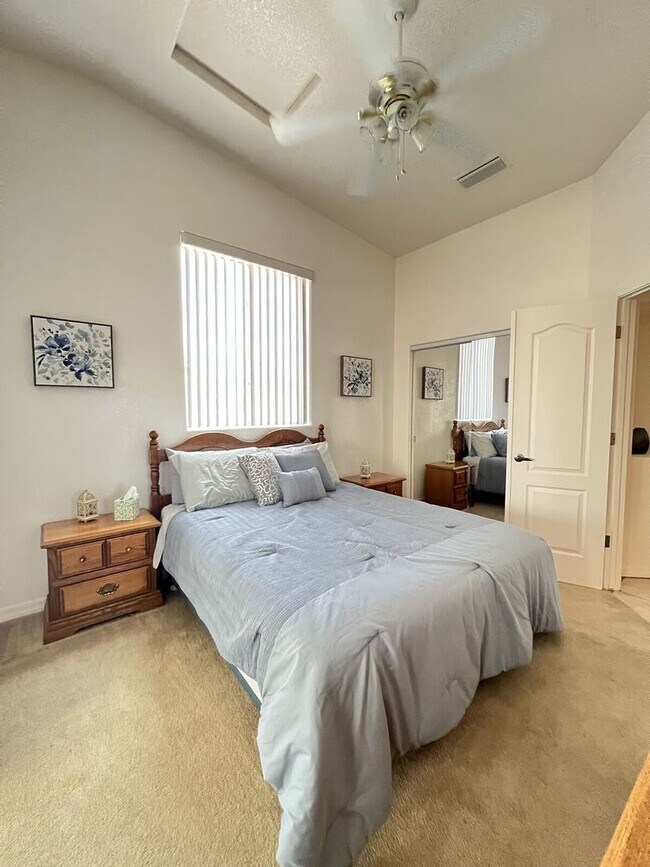 Building Photo - 2237 San Juan Dr