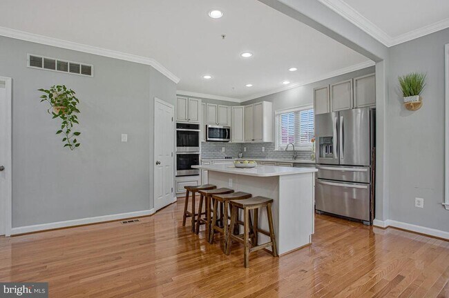 Building Photo - 12902 Crickmore Trace