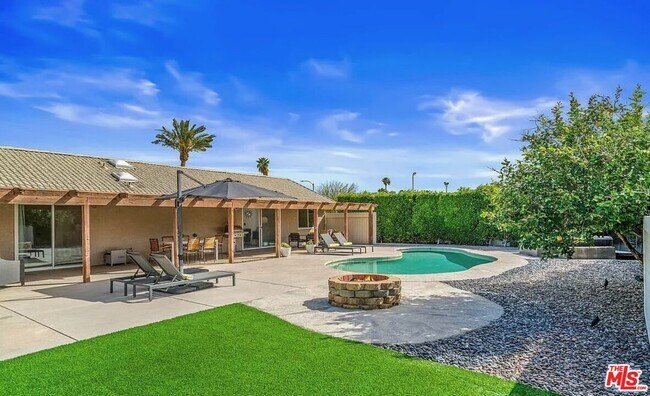 Building Photo - 68325 Peladora Rd