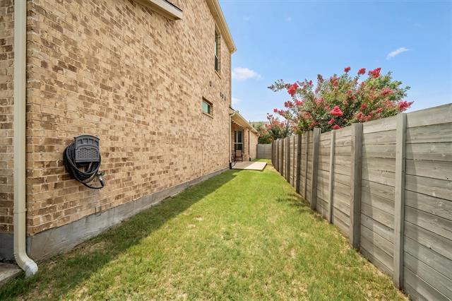 Building Photo - 840 Parkside Dr