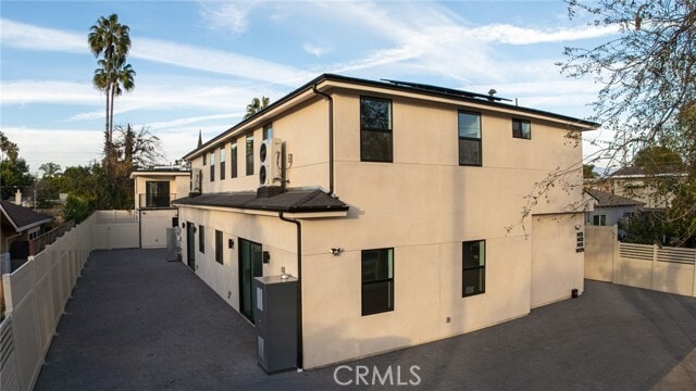 Building Photo - 14125 Emelita St