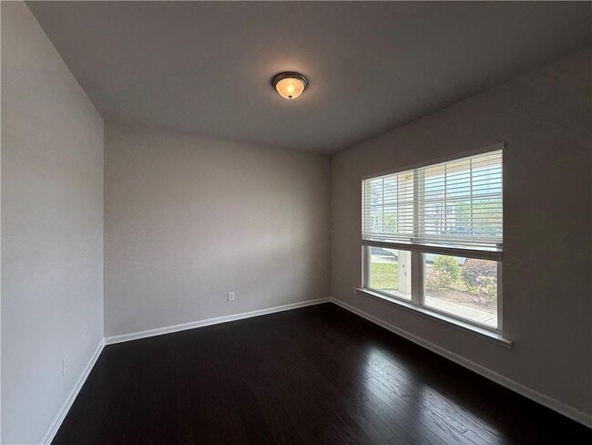 Building Photo - 5839 Wheeler Ridge Rd