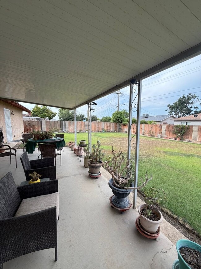 Building Photo - 4301 Skye Dr