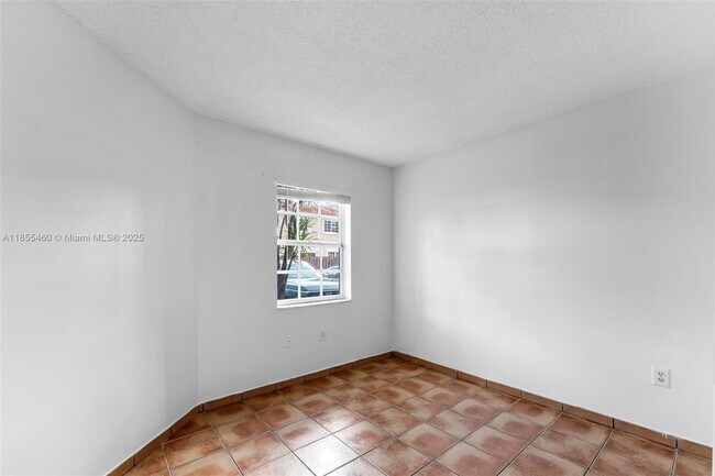 Building Photo - 14260 SW 57th Ln