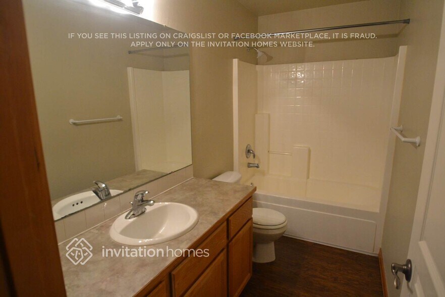 Building Photo - 11813 184th Street E