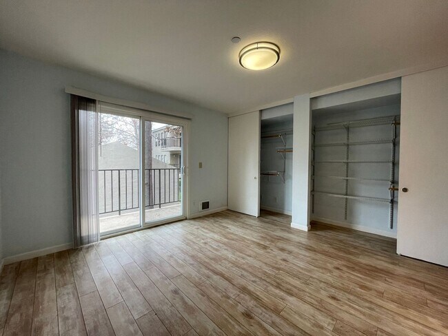 Building Photo - 1910 Barrymore Common #A, Fremont, CA 94538