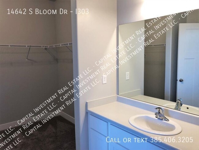 Building Photo - 14642 Bloom Dr