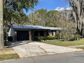 Building Photo - 5337 Arrowsmith Rd