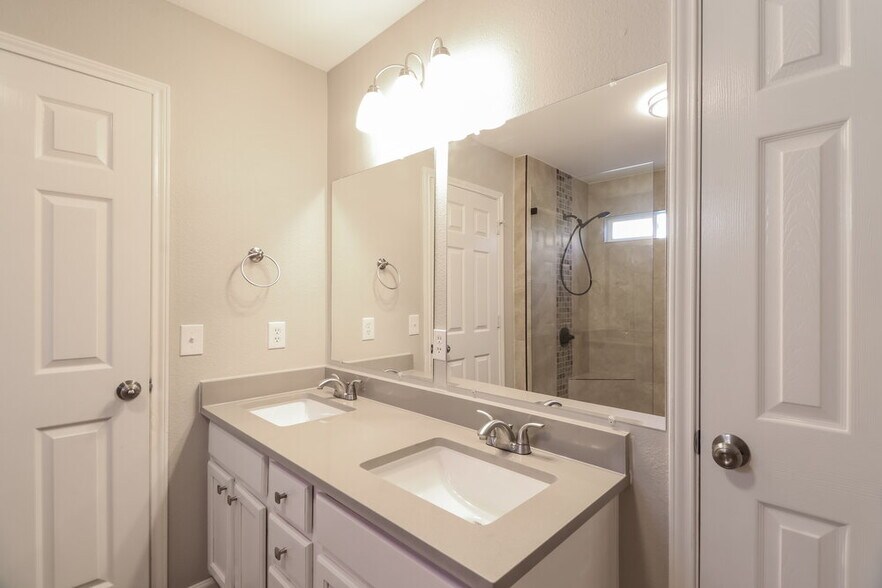 Building Photo - 21203 Grand National Ave