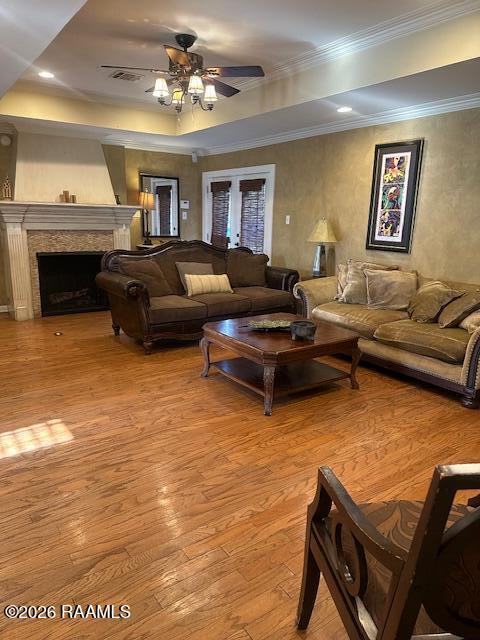 Building Photo - 305 Cambridge Dr