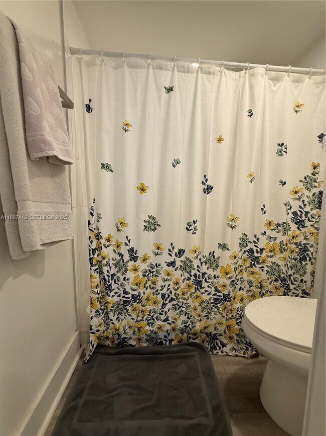 Building Photo - 2634 SE 21st Ct