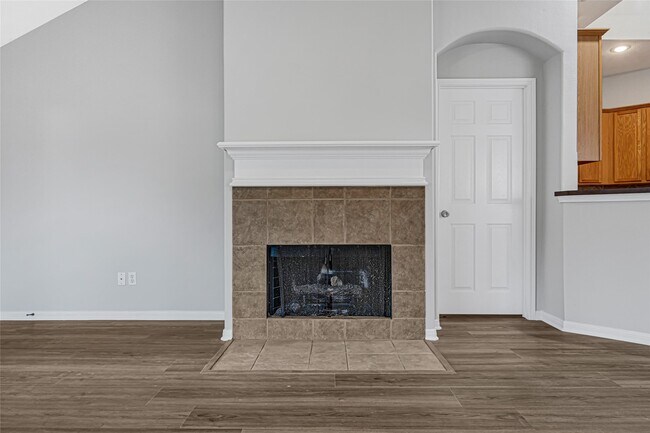 Building Photo - 2311 Falcon Knoll Ln