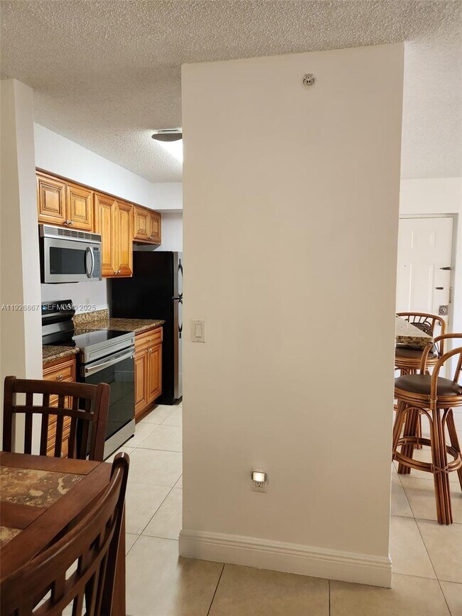 Building Photo - 12124 St.Andrews Pl