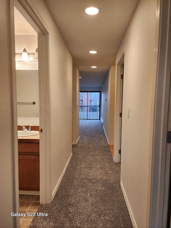 Building Photo - 3430 I St NE