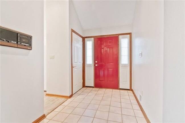 Building Photo - 1301 Grandview Ave