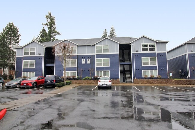 Building Photo - 683 NE 162nd Ave