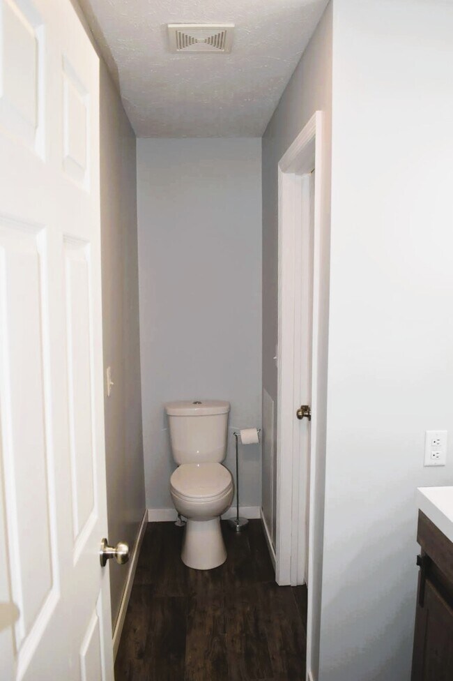 Building Photo - Woodlands