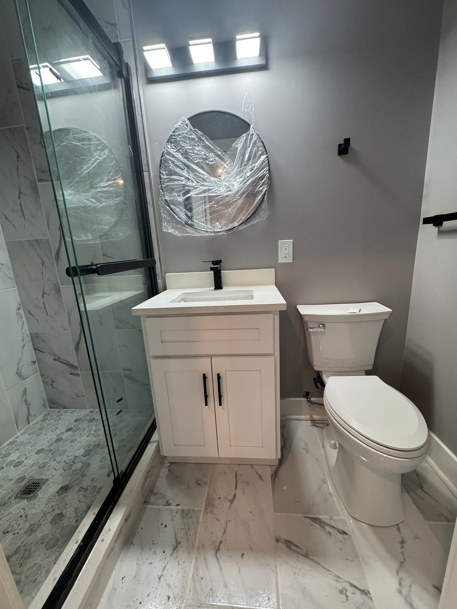 Building Photo - 3374 Webster Ave