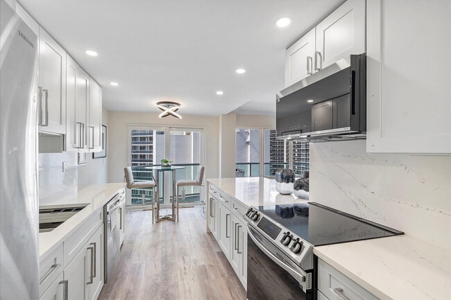 Building Photo - 3400 Galt Ocean Dr
