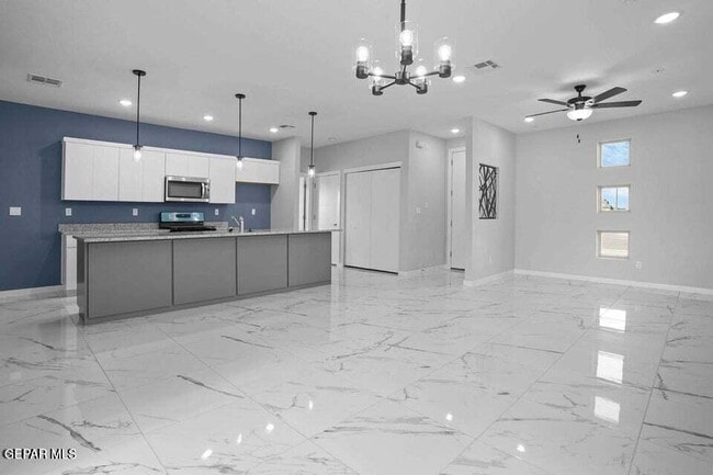 Building Photo - 11492 Summer Dr