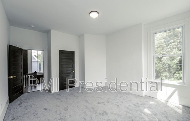 Building Photo - 3423 Enslow Ave