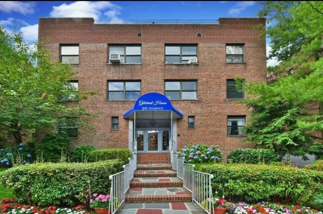 Building Photo - 90 Schenck Ave