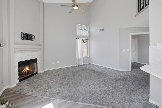 Building Photo - 8433 Dry Cliff Cir