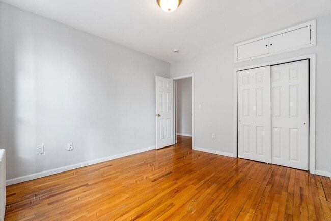 Building Photo - 883 JFK Blvd E