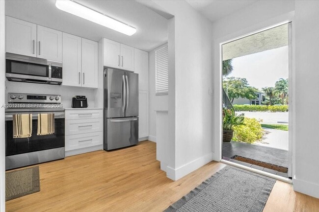 Building Photo - 1234 S Military Trail
