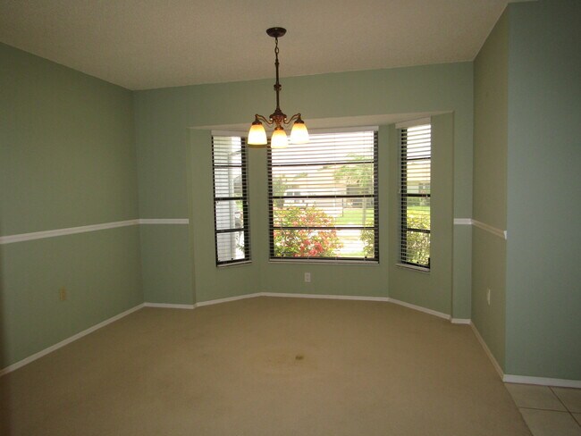Building Photo - 5822 Jackson Ln
