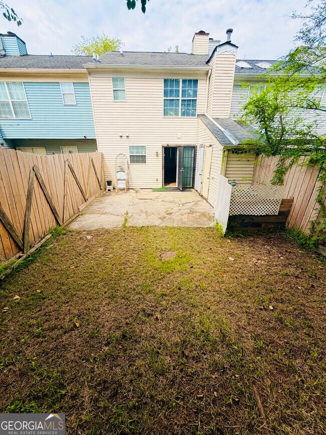 Building Photo - 1496 Kilmuir Way