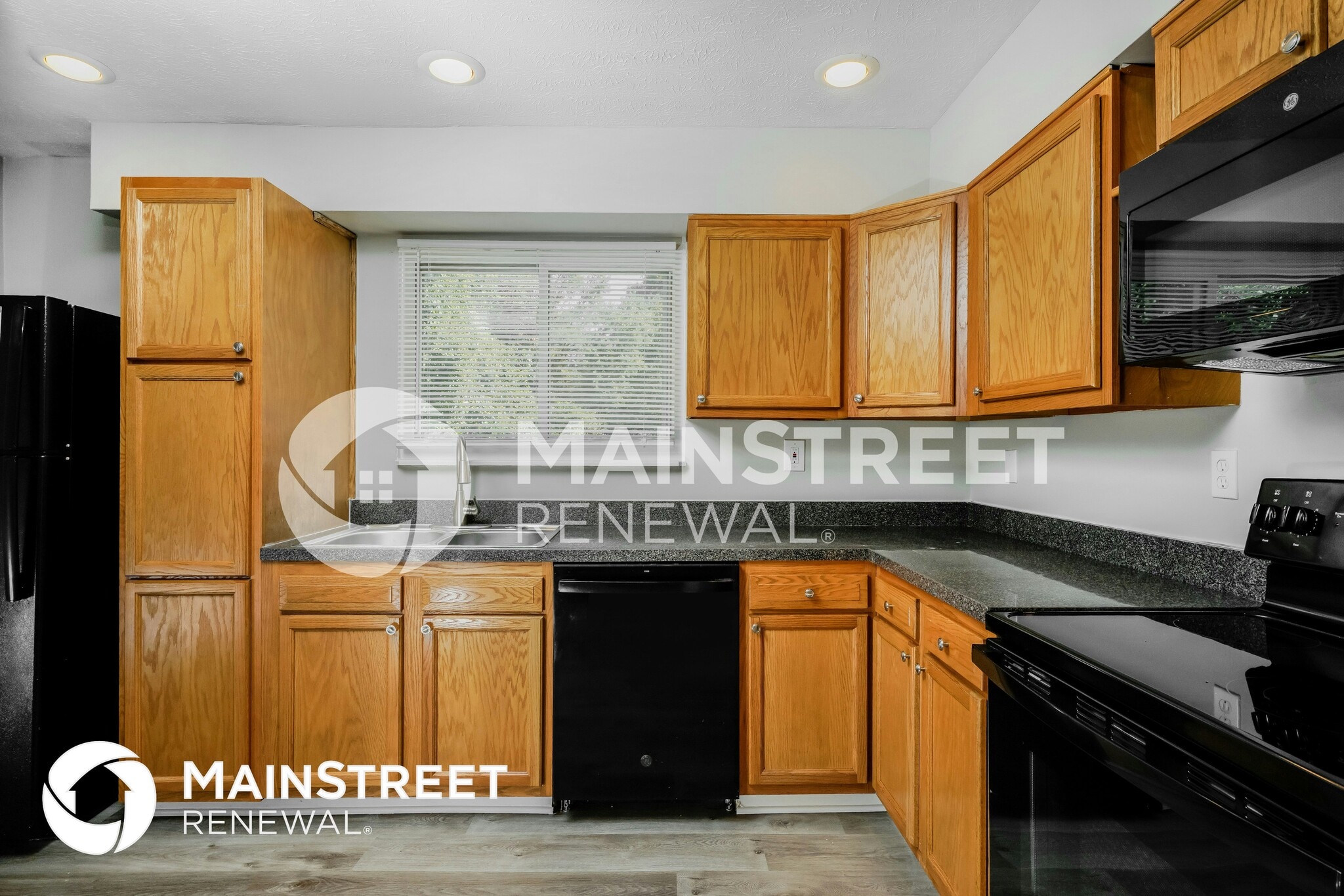 Building Photo - 9335 Donerail Way