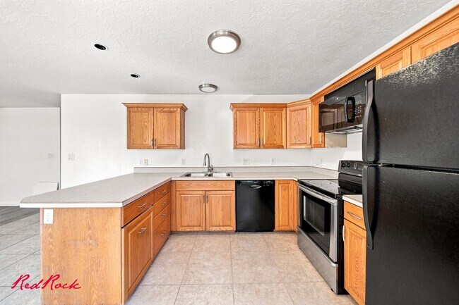 Building Photo - 1301 W Indian Hls