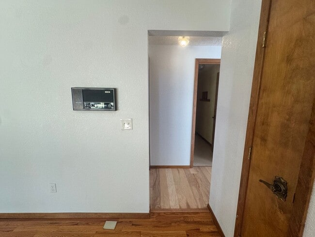Building Photo - Charming 3 Bed, 3 Bath Home in Spokane Val...