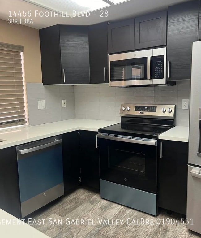 Building Photo - 14456 Foothill Blvd