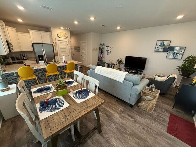 Building Photo - Pensacola - Admirals Quarters - 3 bedroom,...