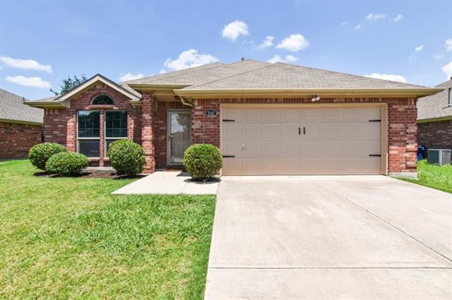 Building Photo - 2105 Woodhaven Dr