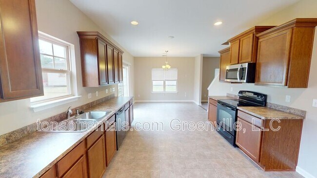 Building Photo - 313 Rivers Edge Cir