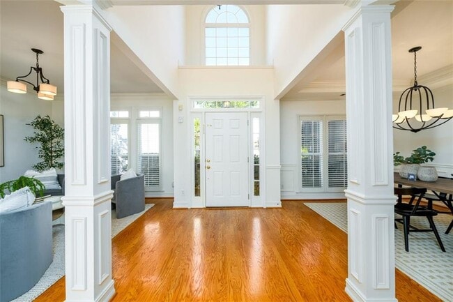 Building Photo - 1560 Oak Park Cove