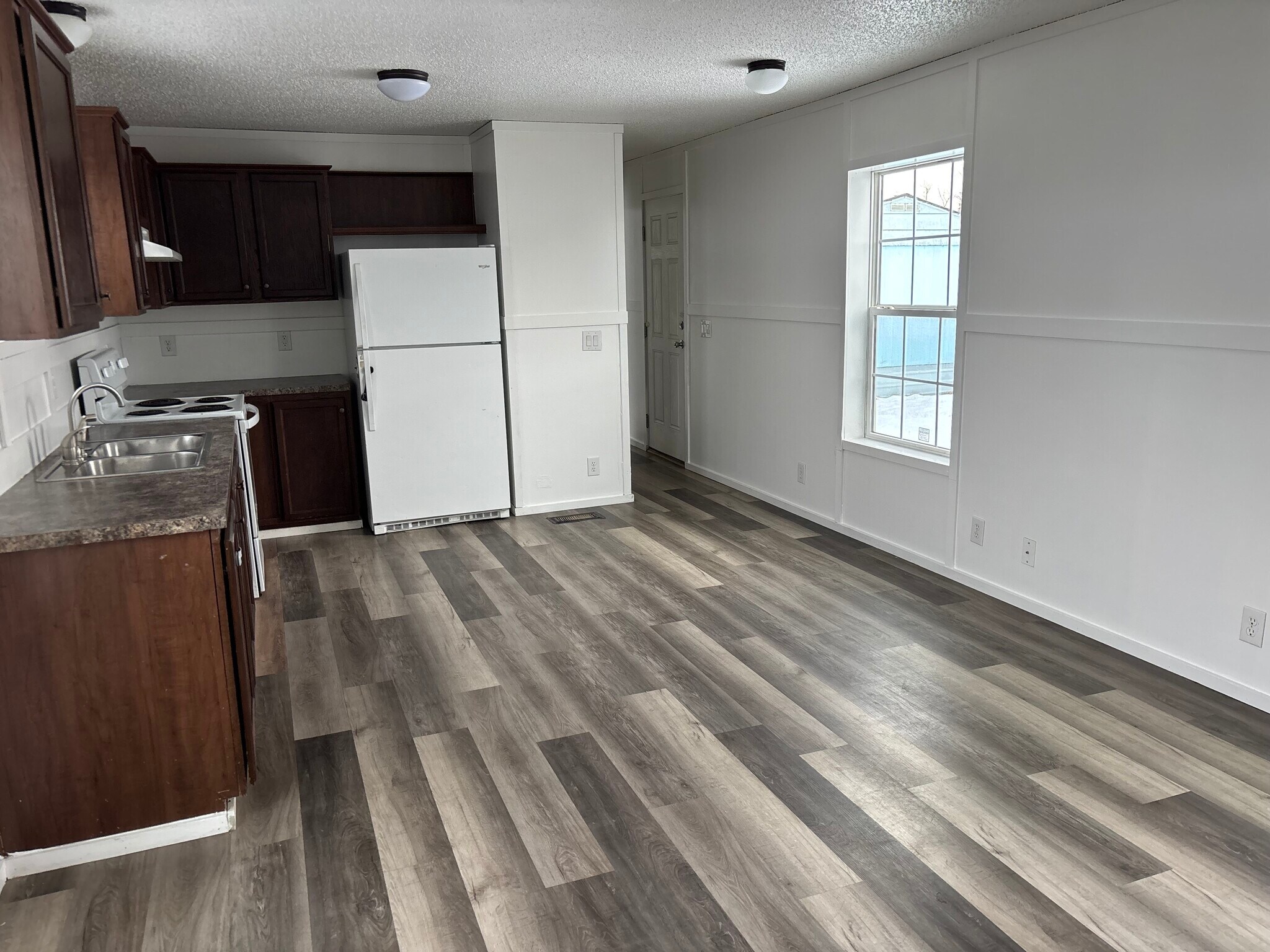 Building Photo - 1045 Conrad Dr