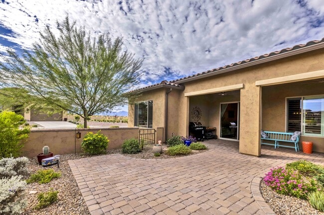 Building Photo - 30737 S Osprey Dr